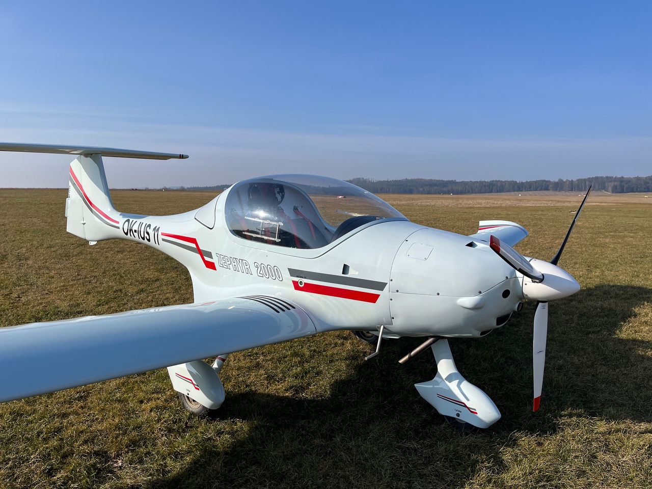 Zephyr 2000